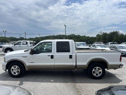 Oxford White 2005 Ford F-250 Lariat