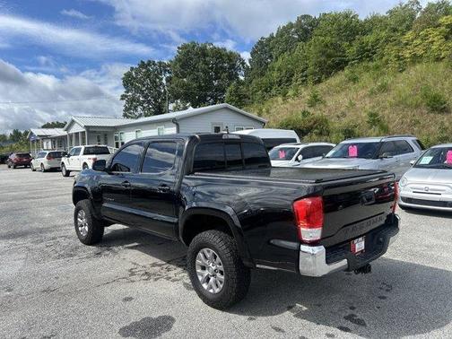 2016 Toyota Tacoma SR5