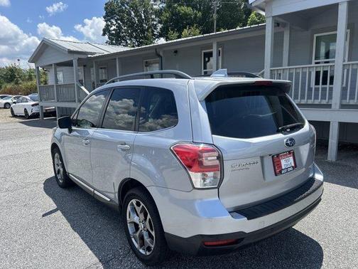 Ice Silver Metallic 2017 Subaru Forester 2.5i Touring