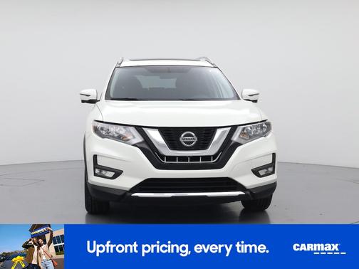 White 2018 Nissan Rogue SV