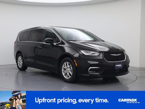 Black 2025 Chrysler Pacifica Select