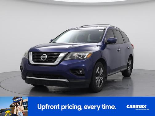 2017 Nissan Pathfinder SL
