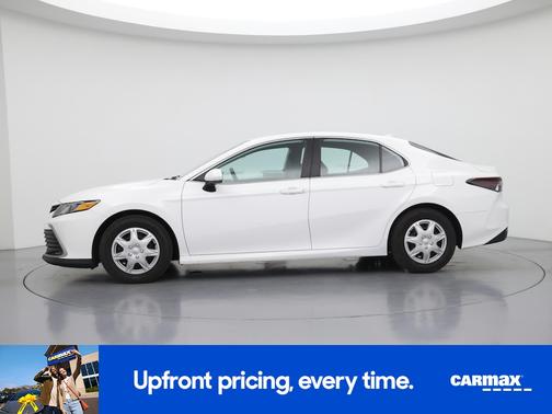 White 2022 Toyota Camry Hybrid LE