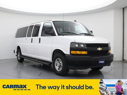 2022 Chevrolet Express 3500 LS