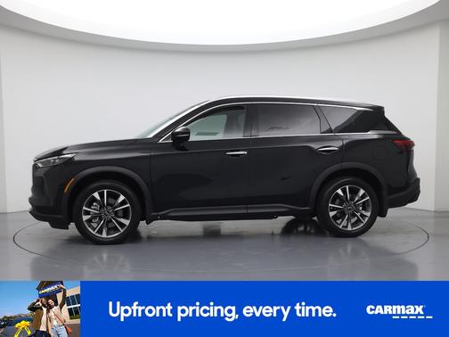 Black 2023 INFINITI QX60 Luxe