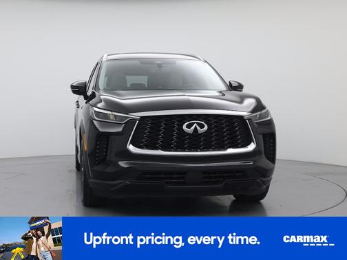 Black 2023 INFINITI QX60 Luxe