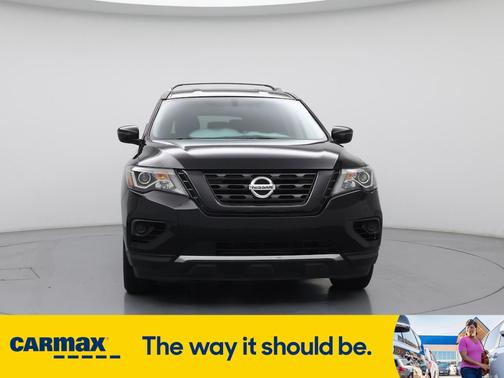 2020 Nissan Pathfinder S