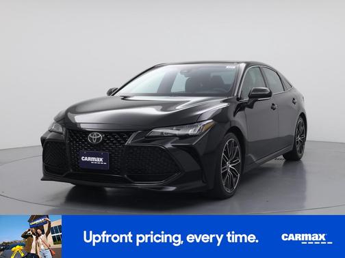 Black 2019 Toyota Avalon XSE