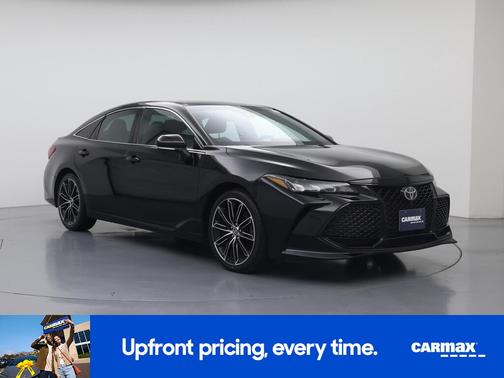 Black 2019 Toyota Avalon XSE