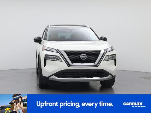 White 2023 Nissan Rogue Platinum