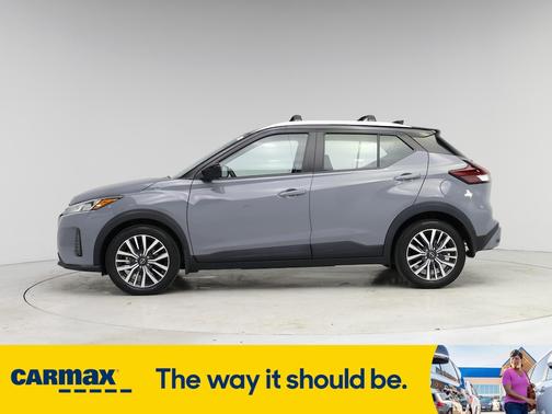 2022 Nissan Kicks SV