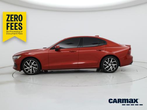 Red 2020 Volvo S60 T5 Momentum
