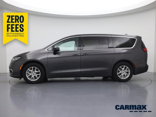 Gray 2023 Chrysler Pacifica Touring L