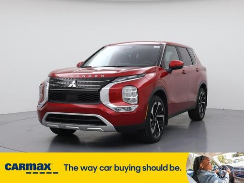 2023 Mitsubishi Outlander SE