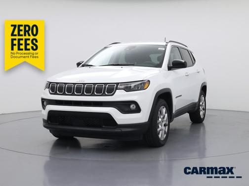 White 2022 Jeep Compass Latitude Lux