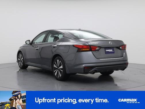 2022 Nissan Altima SV