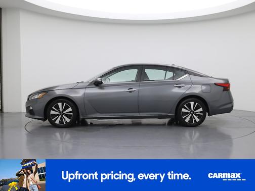 2022 Nissan Altima SV