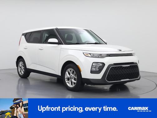 White 2021 Kia Soul S
