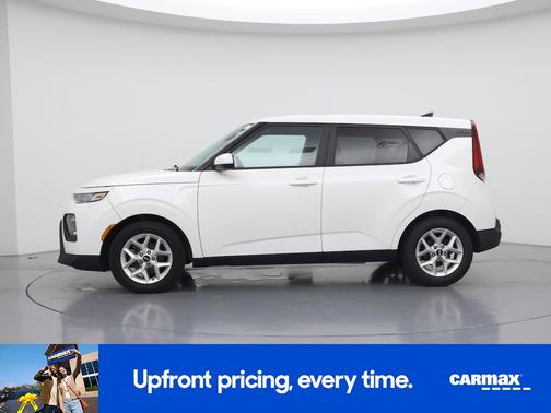 White 2021 Kia Soul S