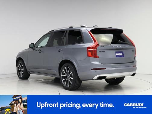 2018 Volvo XC90 T6 Momentum