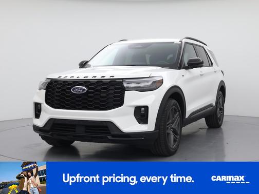 White 2025 Ford Explorer ST-Line