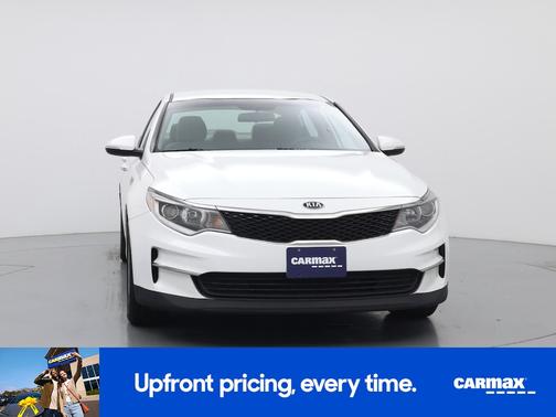 White 2017 Kia Optima LX