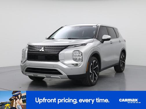 2023 Mitsubishi Outlander SE