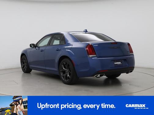 2023 Chrysler 300 Touring