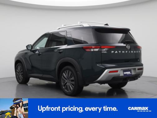 Green 2025 Nissan Pathfinder SL