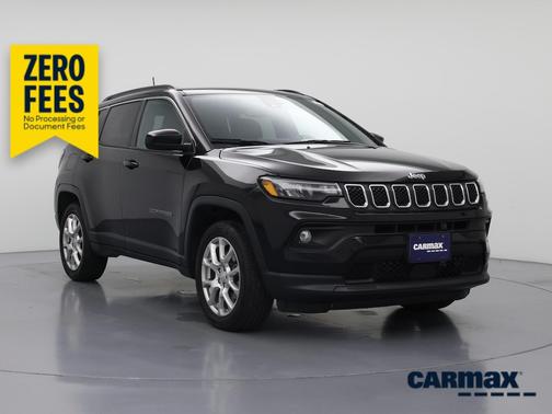 Black 2023 Jeep Compass Latitude Lux