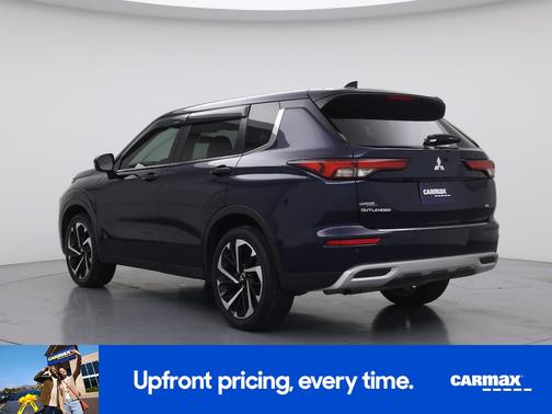 Blue 2024 Mitsubishi Outlander SE