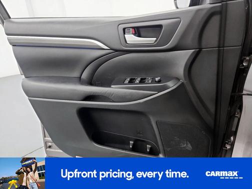 2017 Toyota Highlander SE