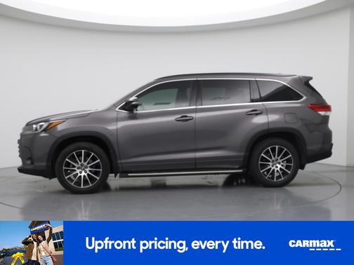 2017 Toyota Highlander SE