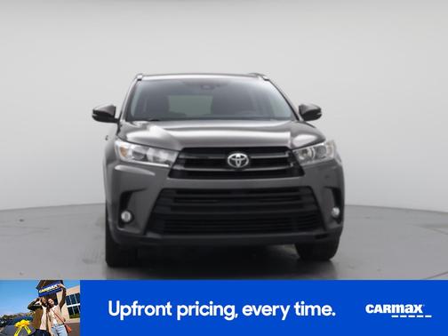 2017 Toyota Highlander SE