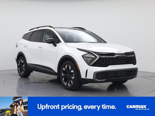 White 2023 Kia Sportage X-Line