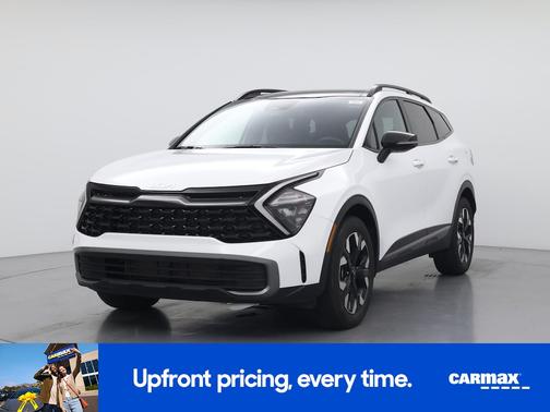 White 2023 Kia Sportage X-Line