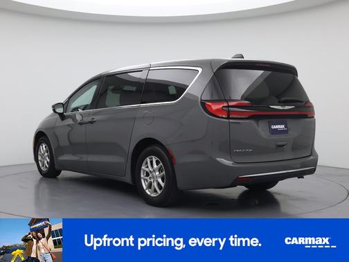Gray 2023 Chrysler Pacifica Touring L