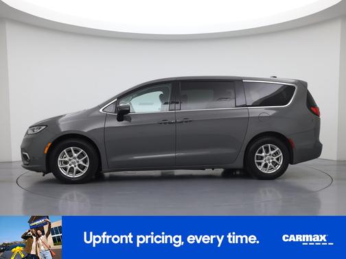 Gray 2023 Chrysler Pacifica Touring L