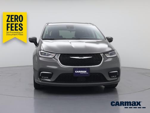 Gray 2023 Chrysler Pacifica Touring L