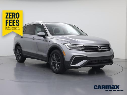 Silver 2022 Volkswagen Tiguan SE