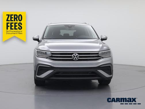 Silver 2022 Volkswagen Tiguan SE