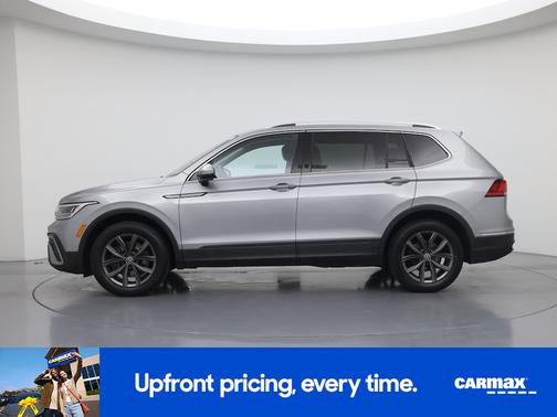Silver 2022 Volkswagen Tiguan SE