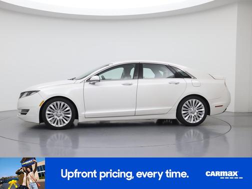White 2016 Lincoln MKZ