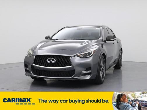 2017 INFINITI QX30 Sport