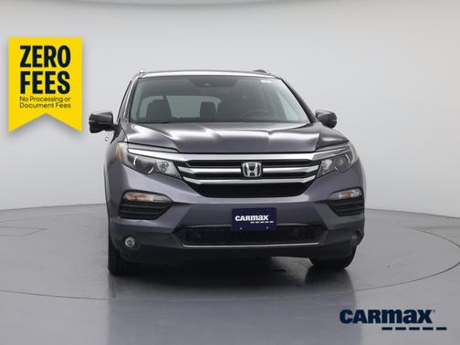 Gray 2017 Honda Pilot Touring