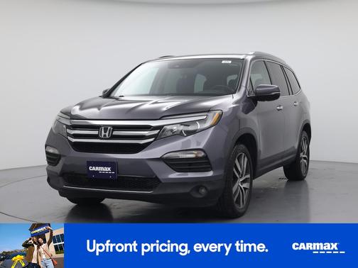Gray 2017 Honda Pilot Touring