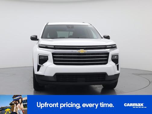 White 2025 Chevrolet Traverse LT