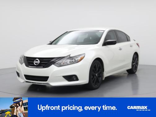 White 2018 Nissan Altima SR