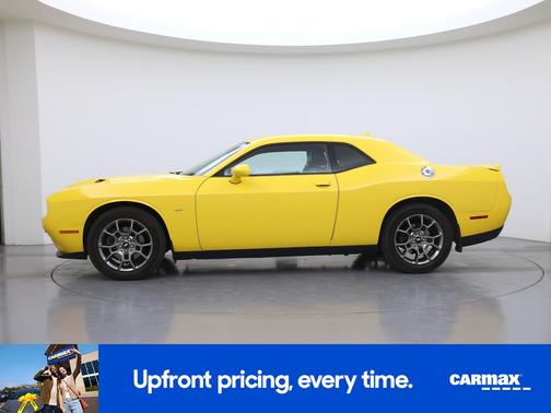 Yellow 2017 Dodge Challenger GT