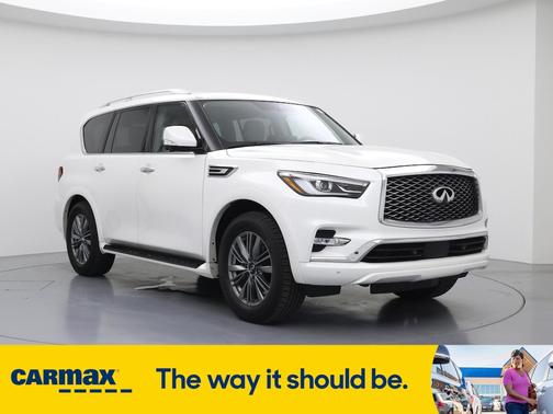 2022 INFINITI QX80 Luxe